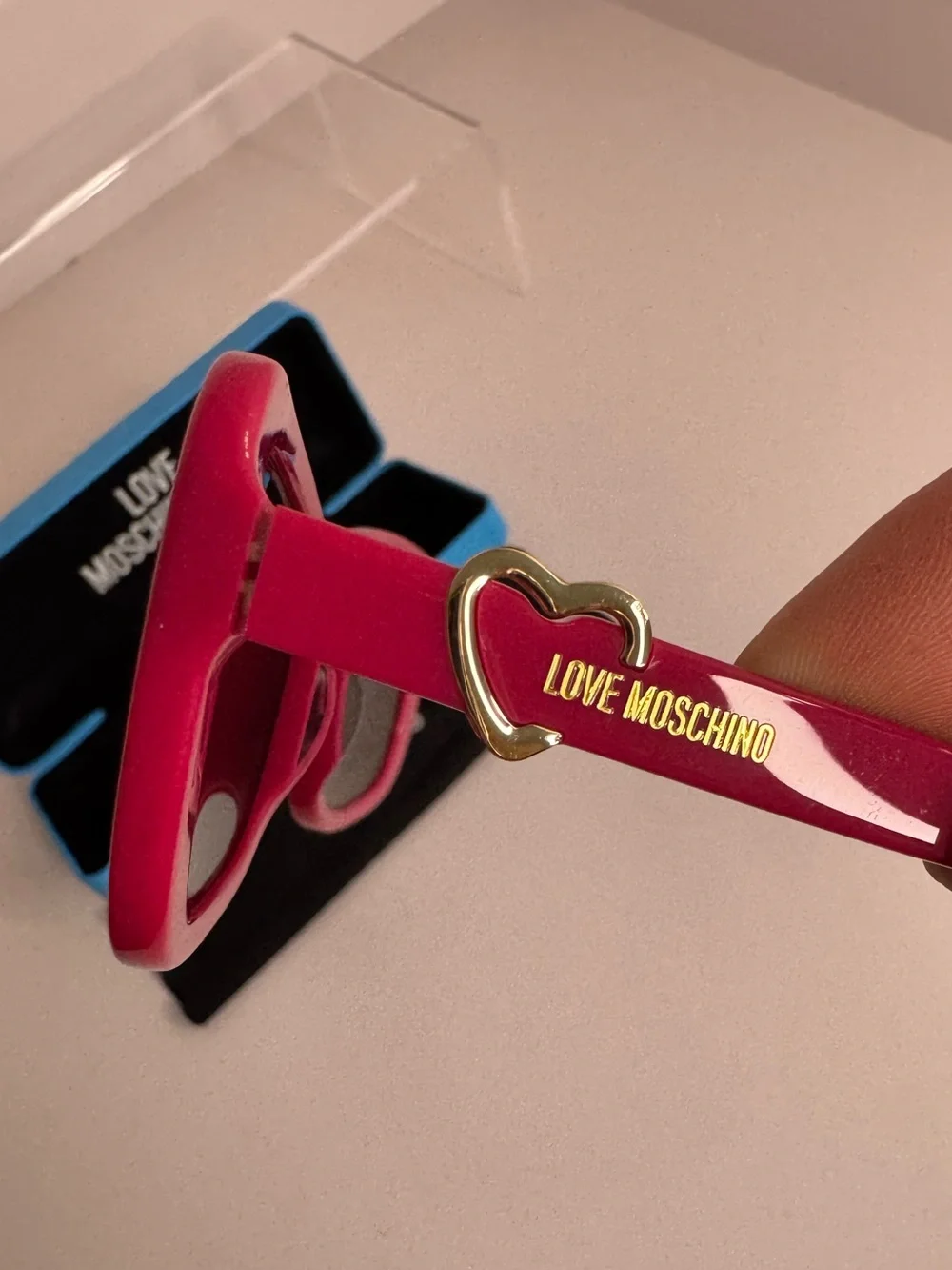 Love Moschino MOL060/S Sunglasses Fuchsia Plastic Cat Eye Frame w/ Case & Cloth